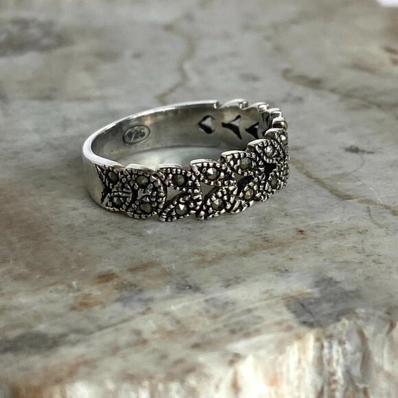 Sterling Silver 925 5mm Floral Leaf Marcasite Openwork Pierced Band Ring Sz 5.75 - Picture 4 of 16